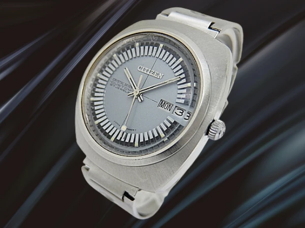 シチズン クリスタルセブン カスタム 27石 Ref.4-521218-T SS トノー グレーダイヤル デイデイト オートマチック ブレス装着 CITIZEN CRYSTAL SEVEN CUSTOM [代行おまかせコース]