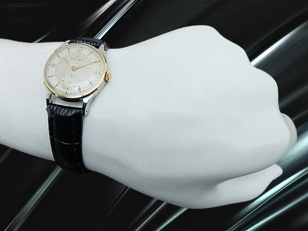 セイコー Sマーク スモールセコンド J12062 17石 14K GF BEZEL/SS Sマーク ギョウシェダイヤル 社外レザー装着 アンティーク 手巻き SEIKO [代行おまかせコース]