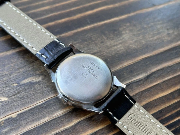 セイコー スモールセコンド ギョーシェダイヤル