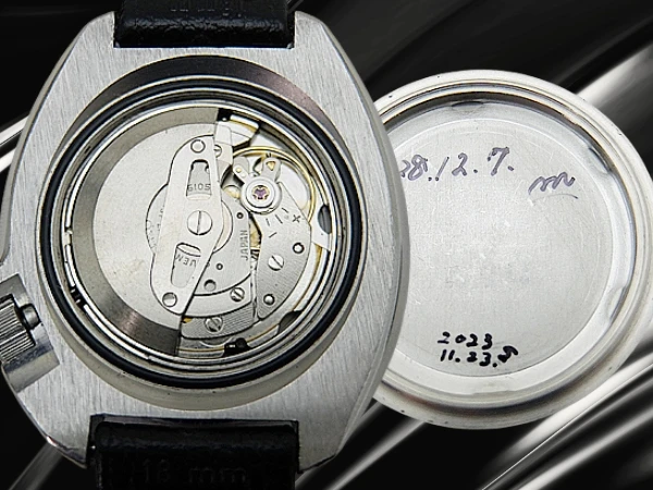 セイコー セカンドダイバー 150m 6105-8110 植村モデル 後期型 SS ブラックダイヤル トロピックラバーベルト装着 オートマチック SEIKO 2nd Diver TROPIC [代行おまかせコース]