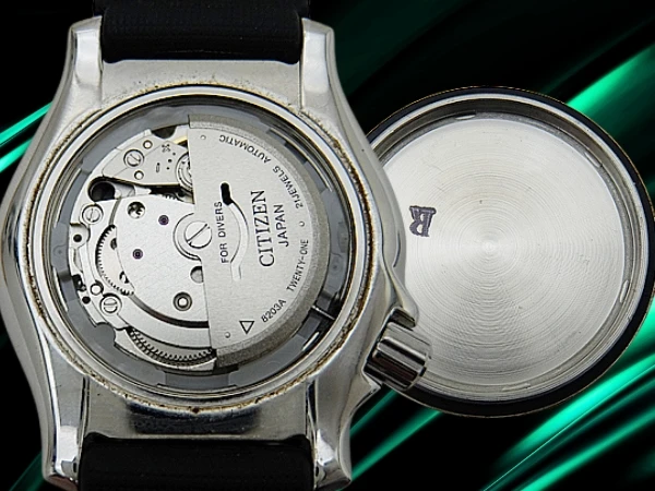 シチズン 仮面ライダー V3 500本限定 45周年モデル 8203-R008471 SS ブラックダイヤル ラバーベルト装着 オートマチック CITIZEN Kamen Rider V3 [代行おまかせコース]