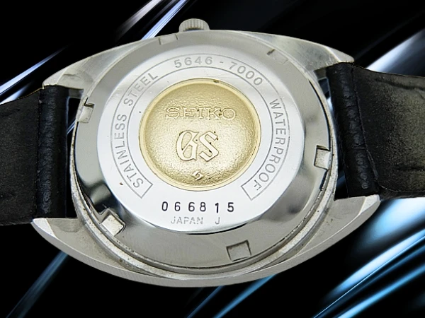 グランドセイコー ハイビート 5646-7000 SS エッグケース シルバーダイヤル GSメダリオン 社外製ベルト装着 オートマチック GRAND SEIKO HI-BEAT [代行おまかせコース]