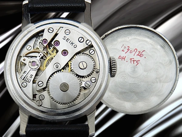 セイコー スモールセコンド Cal.新10B型 パティナダイヤル Sマーク SEIKOストラップ装着 手巻き 2023年OH済 時計店修理明細付属 SEIKO [代行おまかせコース]