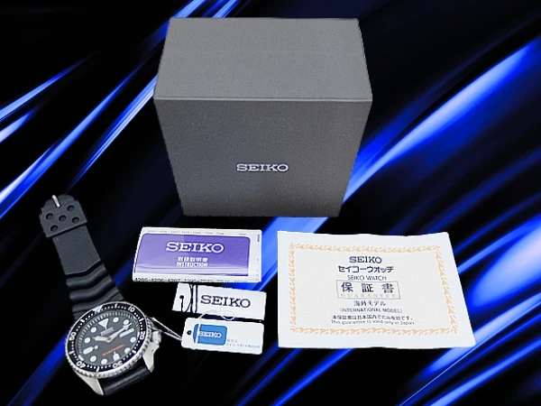セイコー ブラックボーイ ダイバーズ 200m SKX007K1 7S26-0020 SS ブラックダイヤル ウレタンバンド装着 オートマチック 海外モデル BOX・保証書付属 SEIKO DIVER'S [代行おまかせコース]