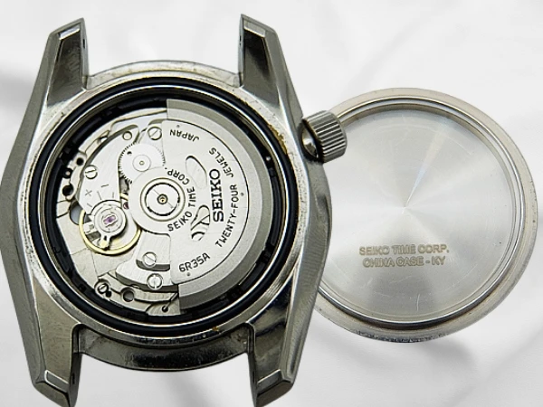 セイコー プロスペックス ダイバーズ 200m SBDC133 6R35-01L0 SS 深緑ダイヤル ブレス装着 オートマチック セイコー創業140周年記念限定モデル BOX・保証書付属 SEIKO PROSPEX DIVERS LIMITED EDITION [代行おまかせコース]