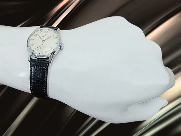 セイコー スモールセコンド Cal.新10A型(バナナ型) SS パティナダイヤル 植字蛇S 社外レザーストラップ装着 手巻き SEIKO [代行おまかせコース]