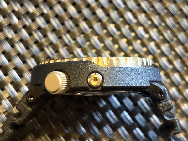 セイコー プロスペックス V157-0DG0 SNE556P1 ソーラー 200m