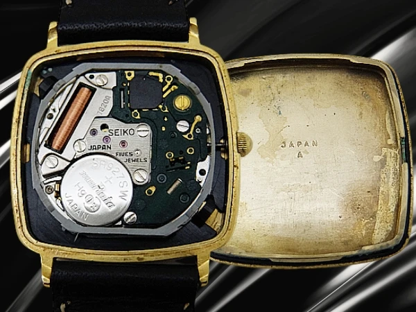 セイコー シャリオ 7820-5280 重量28g 18KYG 金無垢 スクエア 2針 ゴールドダイヤル 社外レザー装着 取説付属 クオーツ SEIKO CHARIOT [代行おまかせコース]