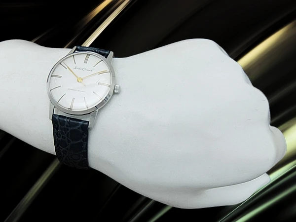 セイコー クラウン 19石 Ref.J14022 SS ブラックレター書体 初期ロゴダイヤル 最初期モデル 手巻き SEIKO CROWN [代行おまかせコース]