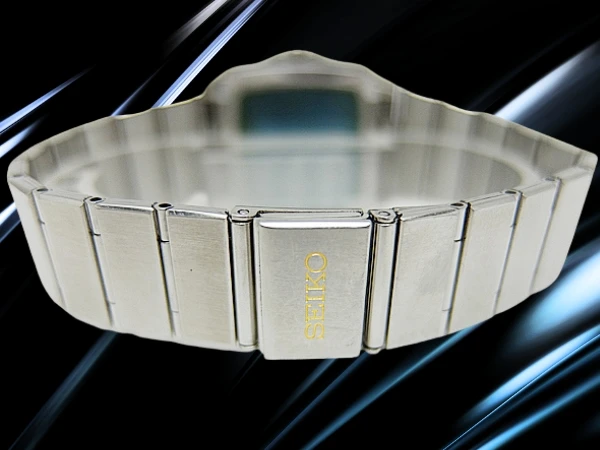 セイコー マジェスタ 9063-5000 SS/SGP 薄型 スクエア シルバーダイヤル デイデイト ワンプッシュ式ブレス装着 クオーツ SEIKO MAJESTA [代行おまかせコース]