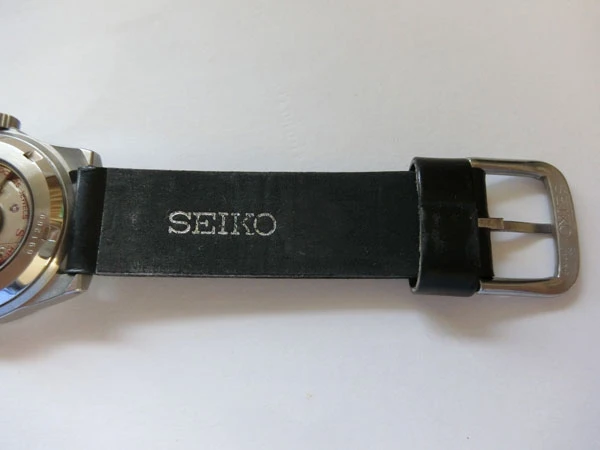 セイコー SUS ミリタリー  4S15-7020 新品同様