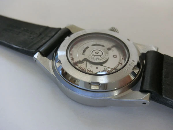 セイコー SUS ミリタリー  4S15-7020 新品同様