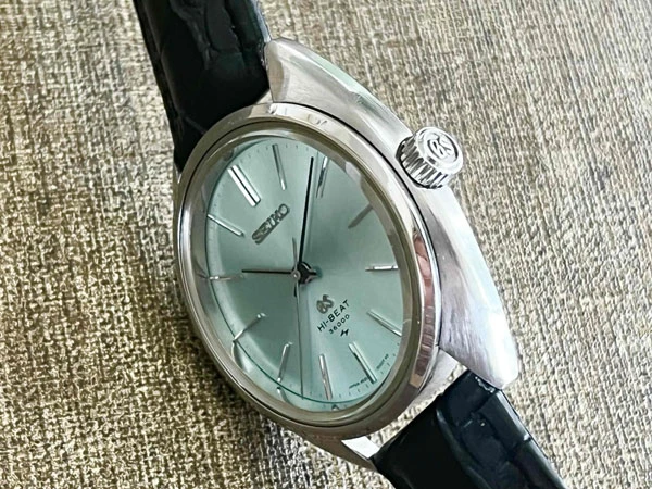 グランドセイコー GRANDSEIKO アイスブルー文字盤 4520-7010 ハイビート Cal.4520A 45GS