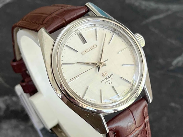 グランドセイコー GRAND SEIKO 4520-7001 絹目文字盤 ハイビート 45GS GSメダリオン