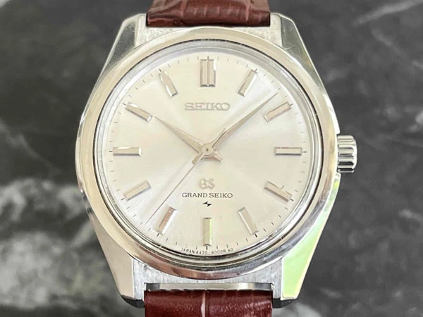グランドセイコー GRAND SEIKO 幻の44GS 4420-9990 後期型 シルバー文字盤  GSメダリオン・BOX付属