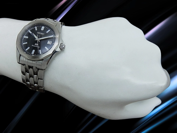グランドセイコー 8J56-8000 SS ドデカゴン ブラックダイヤル ワンプッシュ式ブレス装着 クオーツ BOX付属 GRAND SEIKO Quartz [代行おまかせコース]