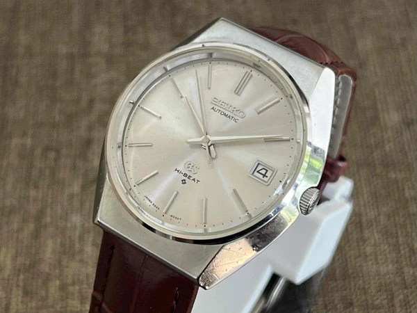 グランドセイコー GRANDSEIKO シルバー文字盤 5645-8000 カバードラグケース Cal.5645A 56GS