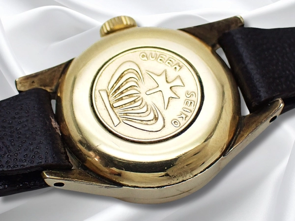 クイーンセイコー 1020-0010 23石 Cal.1020A 14K GOLD FILLED 王冠メダリオン カットガラス シルバーダイヤル 社外レザー装着 手巻き QUEEN SEIKO [代行おまかせコース]