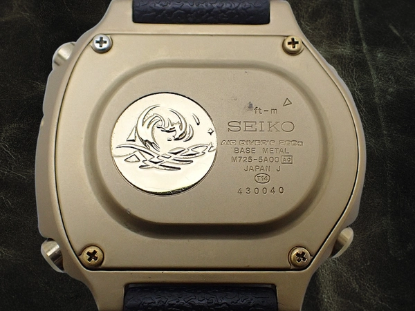 セイコー スキューバマスター M725-5A00 液晶ディスプレイ ウレタンベルト装着 クオーツ SEIKO SCUBA MASTER [代行おまかせコース]