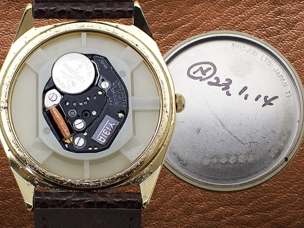 セイコー アルバ Y131-6030 GP/SS パイアイ ミッキーマウス レザーベルト装着 クオーツ SEIKO ALBA walt disney productions [代行おまかせコース]