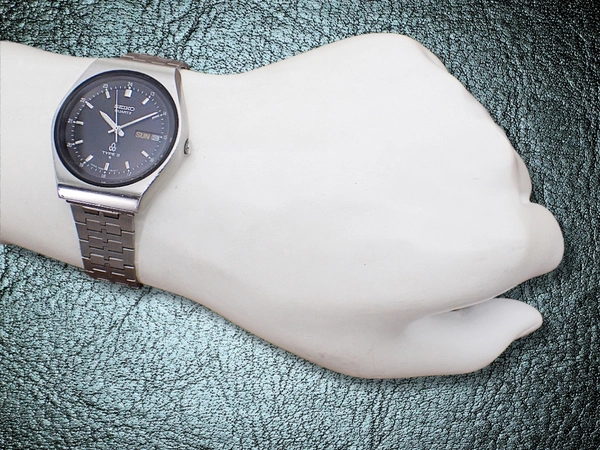 セイコー タイプ2 7546-8090 SS ブラックダイヤル デイデイト 社外ブレス装着 クオーツ SEIKO TYPEⅡ QUARTZ [代行おまかせコース]