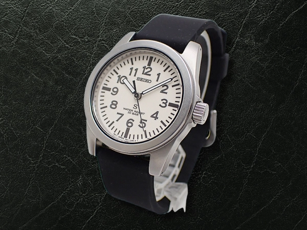 セイコー セレクション 7N01-0KL0 SS アイボリー調ホワイトダイヤル ウレタンベルト装着 メカサス復刻デザイン SEIKO SUS × nano universe [代行おまかせコース]