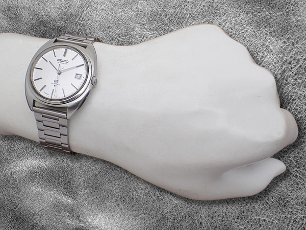 グランドセイコー 5645-7000 SS シルバーダイヤル GSメダリオン 社外ブレス装着 オートマチック GRAND SEIKO 56GS [代行おまかせコース]
