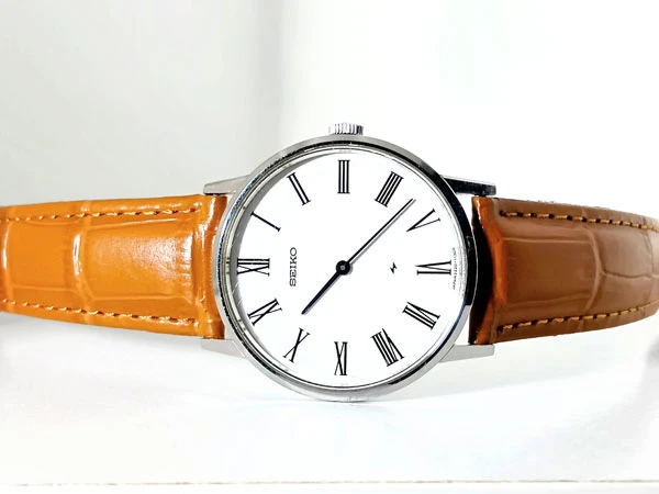 セイコー シャリオ ローマン 2220-0430 薄型手巻き 24石 ハイビート 1977年製 SEIKO