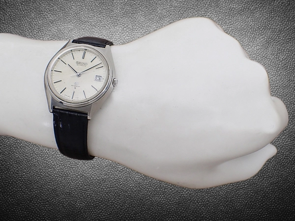 グランドセイコー 5645-7010 SS シルバーダイヤル GSメダリオン SEIKOレザー装着 オートマチック GRAND SEIKO 56GS [代行おまかせコース]
