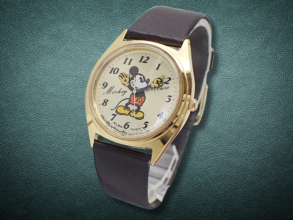 セイコー アルバ Y131-6030 GP/SS パイアイ ミッキーマウス レザーベルト装着 クオーツ 保管品 SEIKO ALBA walt disney productions [代行おまかせコース]