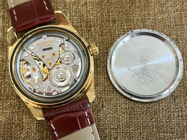 キングセイコー KING SEIKO セカンドモデル 前期型 4402-8000 44KSデイト 盾メダリオン