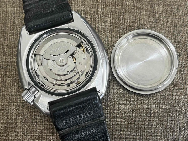 セイコー SEIKO サードダイバー 6306-7001 国内仕様モデル