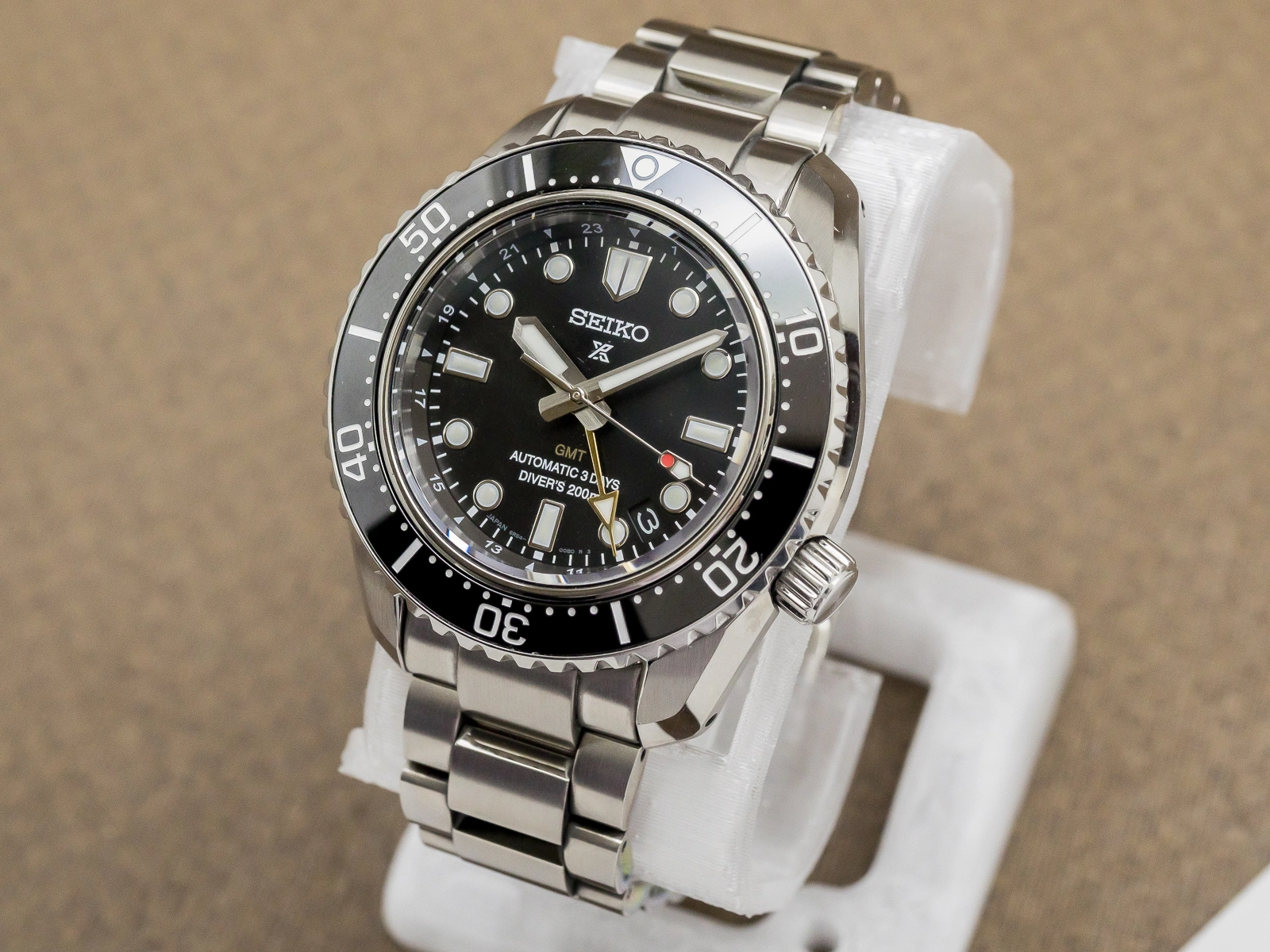 セイコー プロスペックス ダイバースキューバ GMT SBEJ011 6R54 ブラックダイヤル SSブレス オートマチック BOX・保証書付属 美品 SEIKO PROSPEX  [ 代行おまかせコース ]