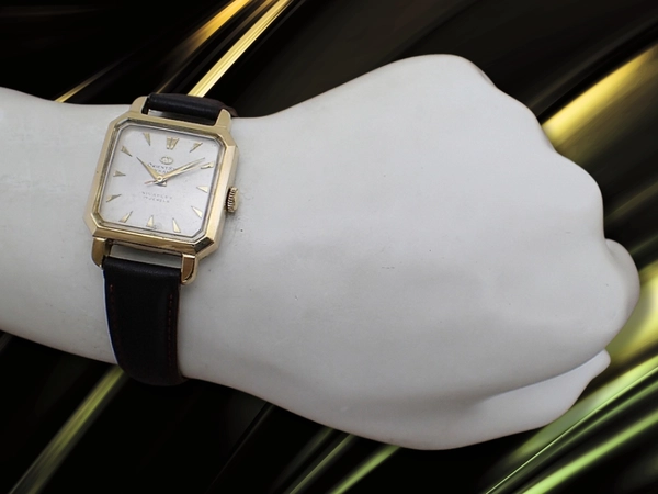 オリエントスター ダイナミック 角型 17石 14K GOLD FILLED/SS シルバーダイヤル 社外レザー装着 手巻き ORIENT STAR DYNAMIC Nivaflex [代行おまかせコース]