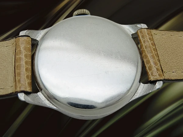 モバード クロノメーター スモールセコンド Cal.75 SS フラットベゼル ツートンダイヤル 手巻き CHRONOMETRE MOVADO [代行おまかせコース]