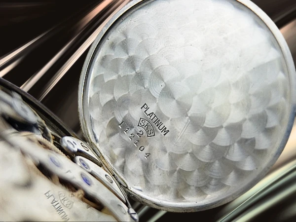 ロンジン 希少プラチナ 総重量45g 懐中時計 Cal.17.95M EXTRA 17石 最高級仕様  精工舎製SKSケース ホワイトダイヤル ブレゲ数字&針 LONGINES Vintage PLATINUM [代行おまかせコース]