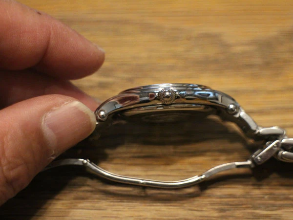 ロンジン ゴールデンウィング 自動巻 クロノメーター チャコールグレー シルバー文字盤 美品