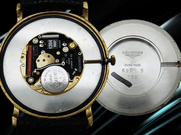 ロンジン クラシック 薄型ドレスウォッチ Ref.6951-5 GP/SS ホワイトダイヤル 社外レザー+ロンジン尾錠装着 BOX付属 クオーツ LONGINES QUARTZ [代行おまかせコース]