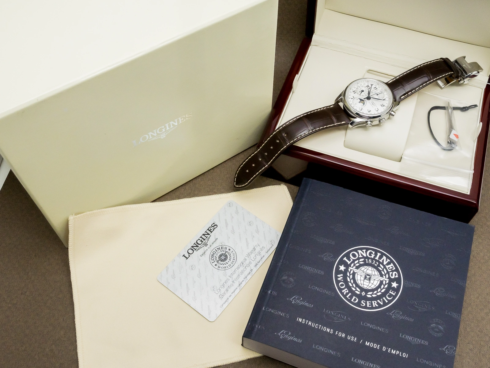 ロンジン マスターコレクション クロノグラフ ムーンフェイズ トリプルカレンダー BOX ギャランティ付き LONGINES Master Collection [ 代行おまかせコース ]