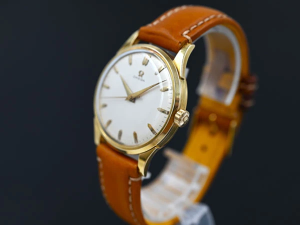 OMEGA オメガ ラウンドモデル 18KYG金無垢仕様 30ミリキャリバー Cal.285搭載 手巻き