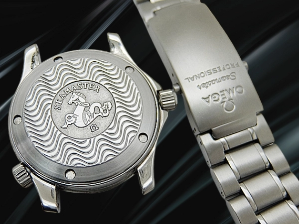 オメガ シーマスター 300m プロフェッショナル クロノメーター Ref.168.1643 Cal.1120 SS 黒波模様ダイヤル ブレス装着 オートマチック OMEGA Seamaster PROFESSIONAL CHRONOMETER [代行おまかせコース]