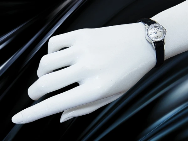 オメガ レディース Ref.511.166 Cal.484 SS カットガラス シルバーダイヤル 8mmベルト+Ω尾錠装着 手巻き BOX付属 OMEGA [代行おまかせコース]