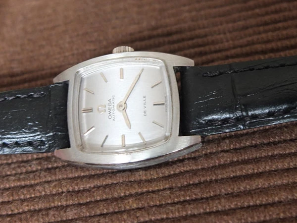 オメガ デビル レディース SS トノー シルバーダイヤル オートマチック OMEGA DE VILLE 美品