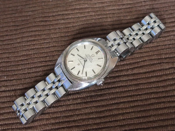 オメガ OMEGA コンステレーション 18KWG×SS オートマチック クロノメーター レディース 美品