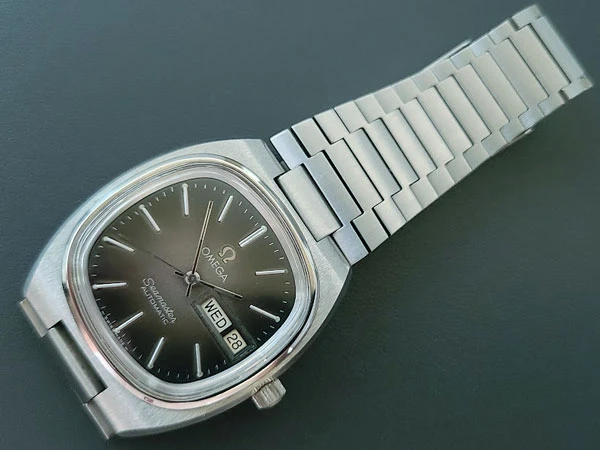 オメガ OMEGA シーマスター カラーダイヤル グレーグラデーション TVスクリーン オートマチック
