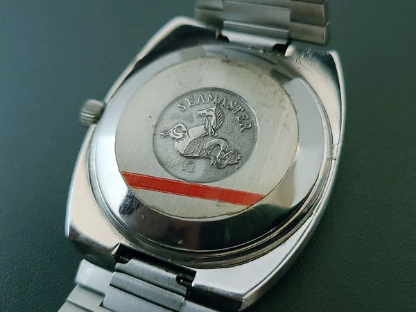 オメガ OMEGA シーマスター カラーダイヤル グレーグラデーション TVスクリーン オートマチック