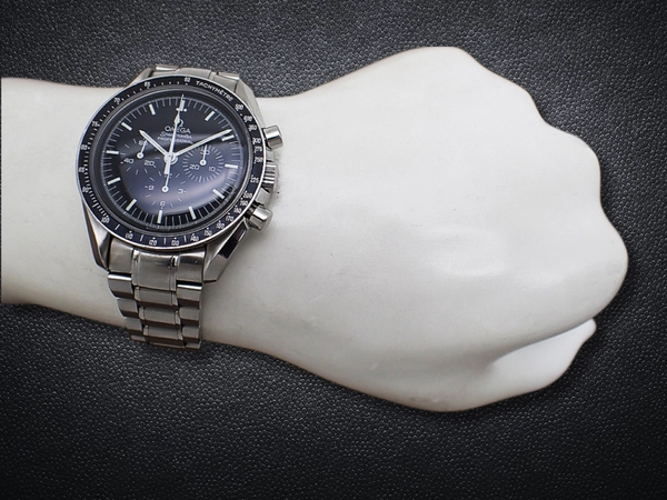 オメガ スピードマスター プロフェッショナル Ref.145.0022 Cal.861 SS ブラックダイヤル ブレスレット装着 手巻き クロノグラフ 後年のBOX付属 OMEGA Speedmaster Professional 5th Generation [代行おまかせコース]