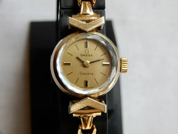オメガ ジュネーブ レディース  Cal.485  Ref.511.313 2針 手巻き ゴールドカラー OMEGA GENEVE