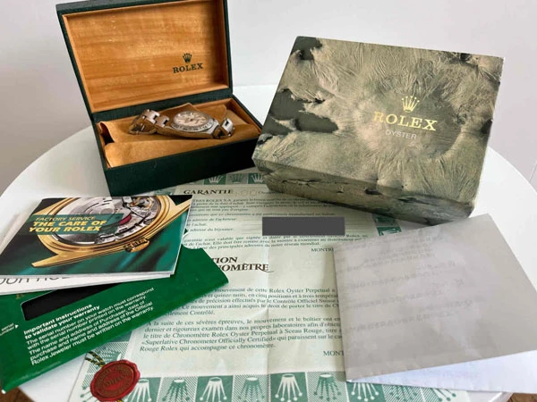 ロレックス ROLEX エクスプローラーII 16570 ギャランティー等完備 T番 オールトリチウム文字盤 販売店保証書付属