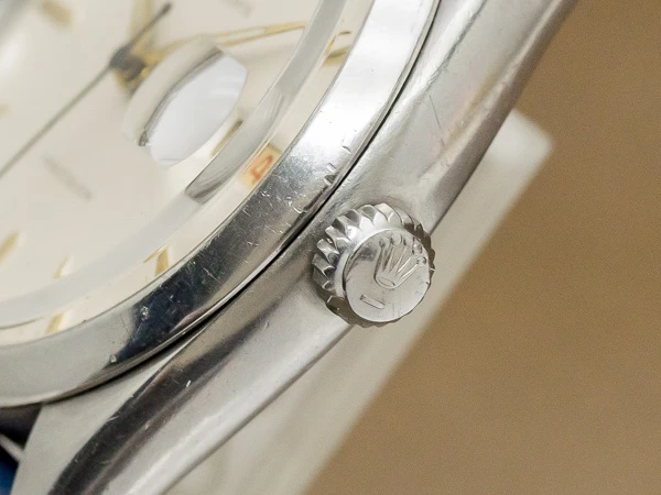 ロレックス オイスターデイト Ref.6694 アイボリーダイヤル 赤黒デイト ヴィンテージ メンズモデル ROLEX BOX付き [ 代行おまかせコース ]